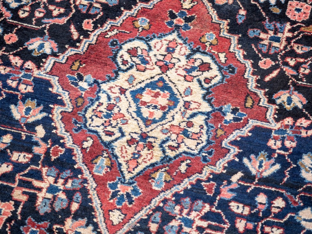 Antique Oriental Rug Early C20th 6'11
