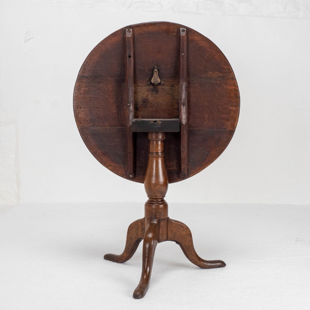 George II Oak Tilt Top Country Tripod Supper Table (Georgian) View X