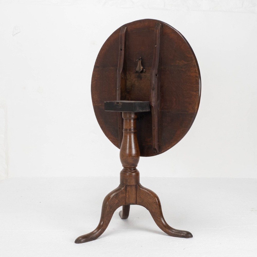 George II Oak Tilt Top Country Tripod Supper Table (Georgian) View XII