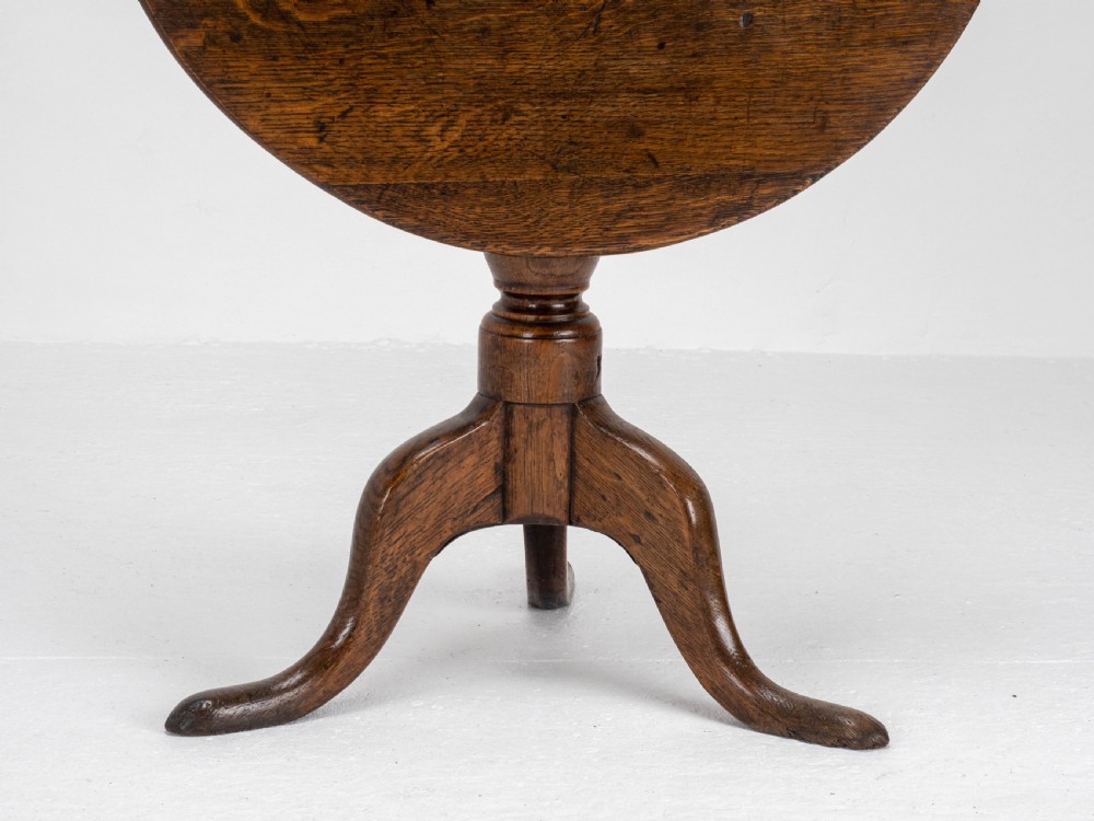 George II Oak Tilt Top Country Tripod Supper Table (Georgian) View XV