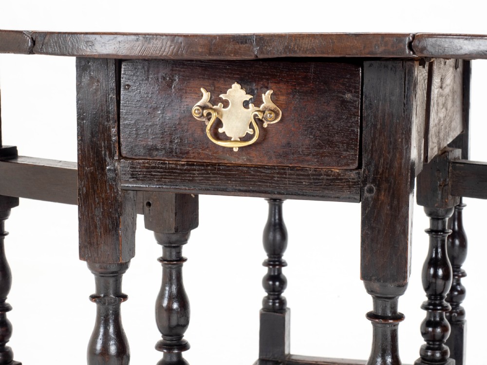 C1700 Dark Oak Small Gateleg Country Dining Table (Late C17th Early C18th) View XI