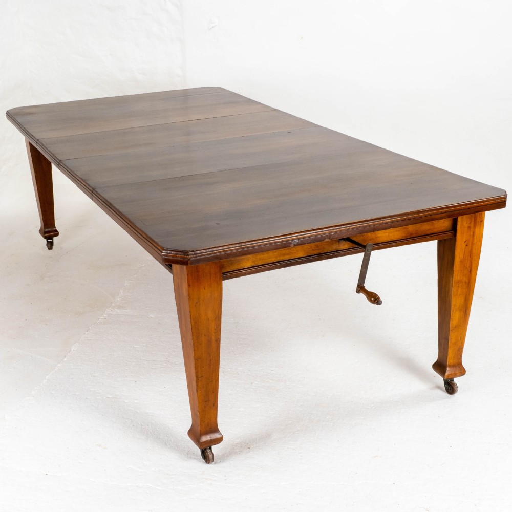 C1900 Arts & Crafts Style 8ft Walnut Extending Kitchen Dining Table