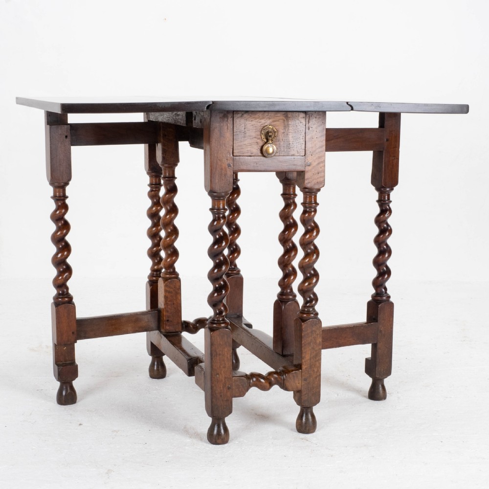 Queen Anne Red Walnut Small Barley-Twist Gateleg Drop Leaf Side Table View VI