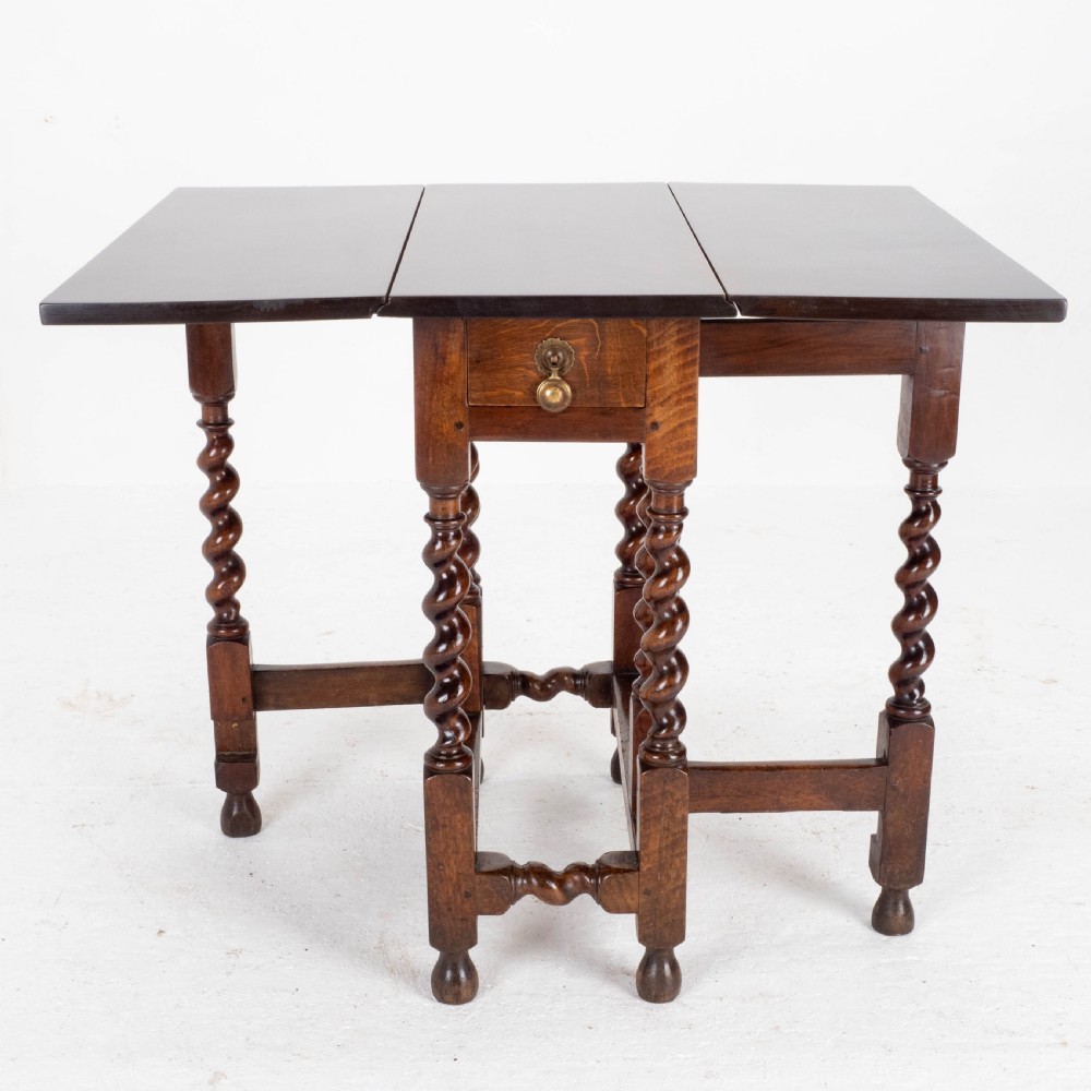 Queen Anne Red Walnut Small Barley-Twist Gateleg Drop Leaf Side Table View XVIII