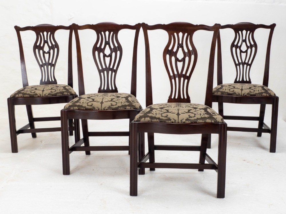 Georgian Chippendale Mahogany Set of 4 Dining Chairs (George III) View XI