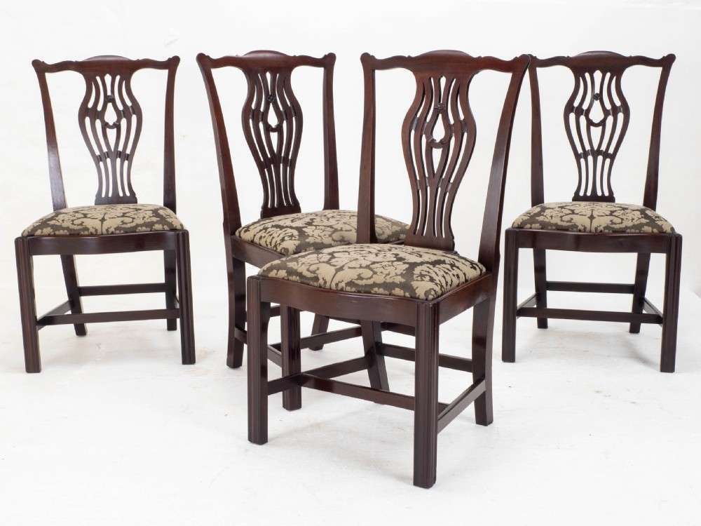 Georgian Chippendale Mahogany Set of 4 Dining Chairs (George III) View XII