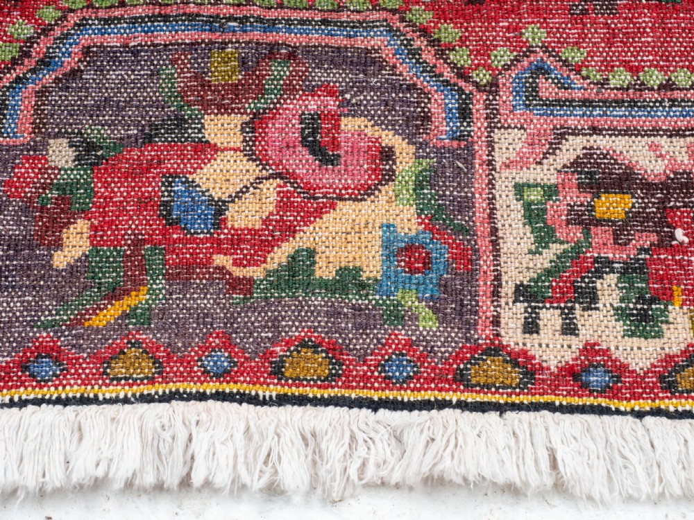 Bakhtiari Persian Handwoven Rug 5'6