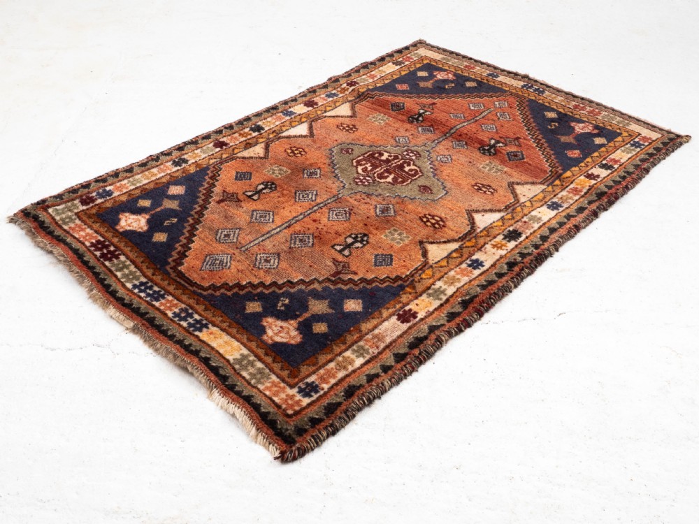 Qashqai Persian Handwoven Rug 5'x3'4