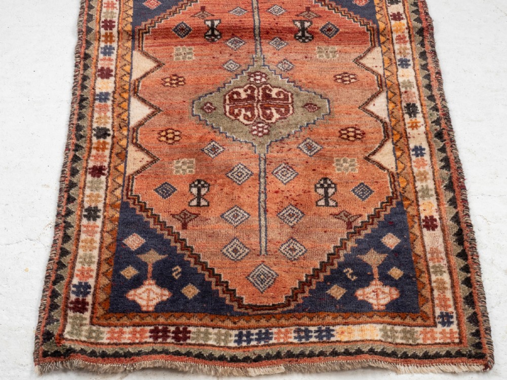 Qashqai Persian Handwoven Rug 5'x3'4