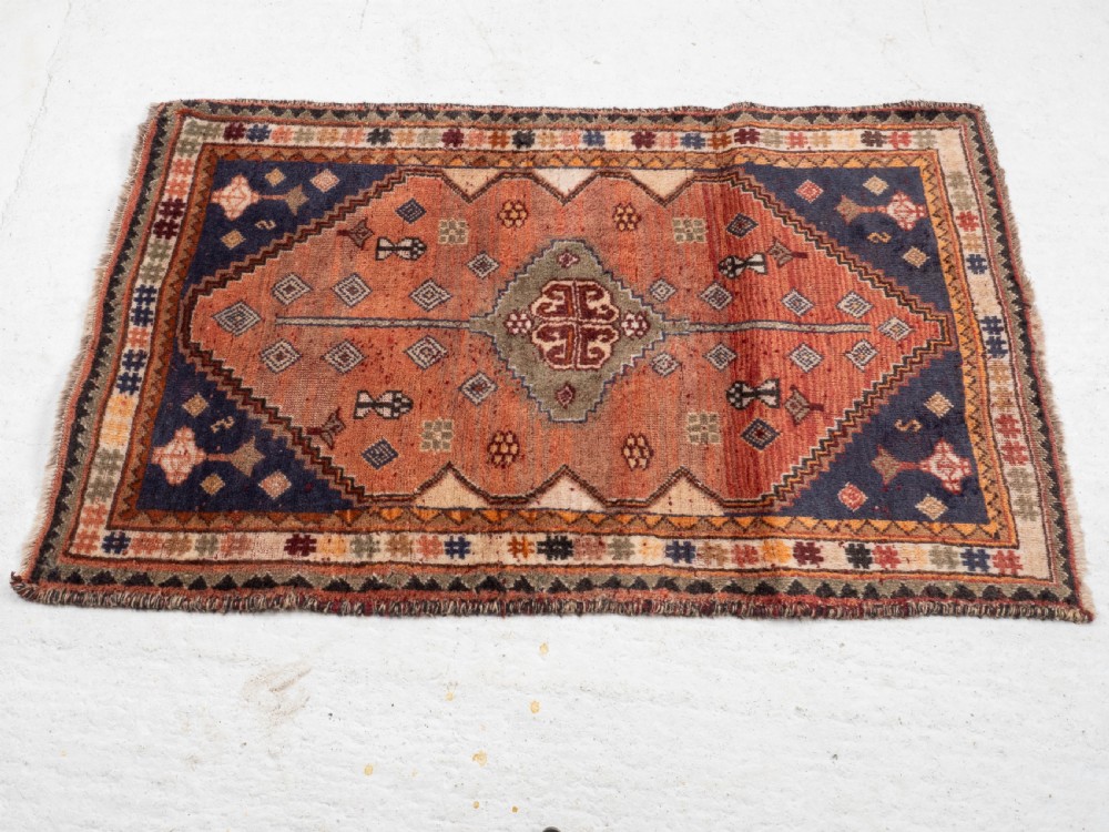 Qashqai Persian Handwoven Rug 5'x3'4