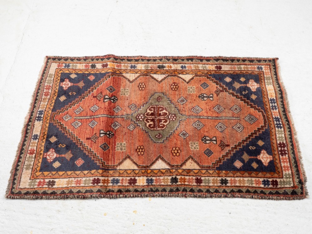 Qashqai Persian Handwoven Rug 5'x3'4