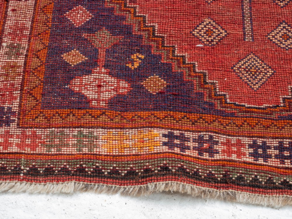Qashqai Persian Handwoven Rug 5'x3'4