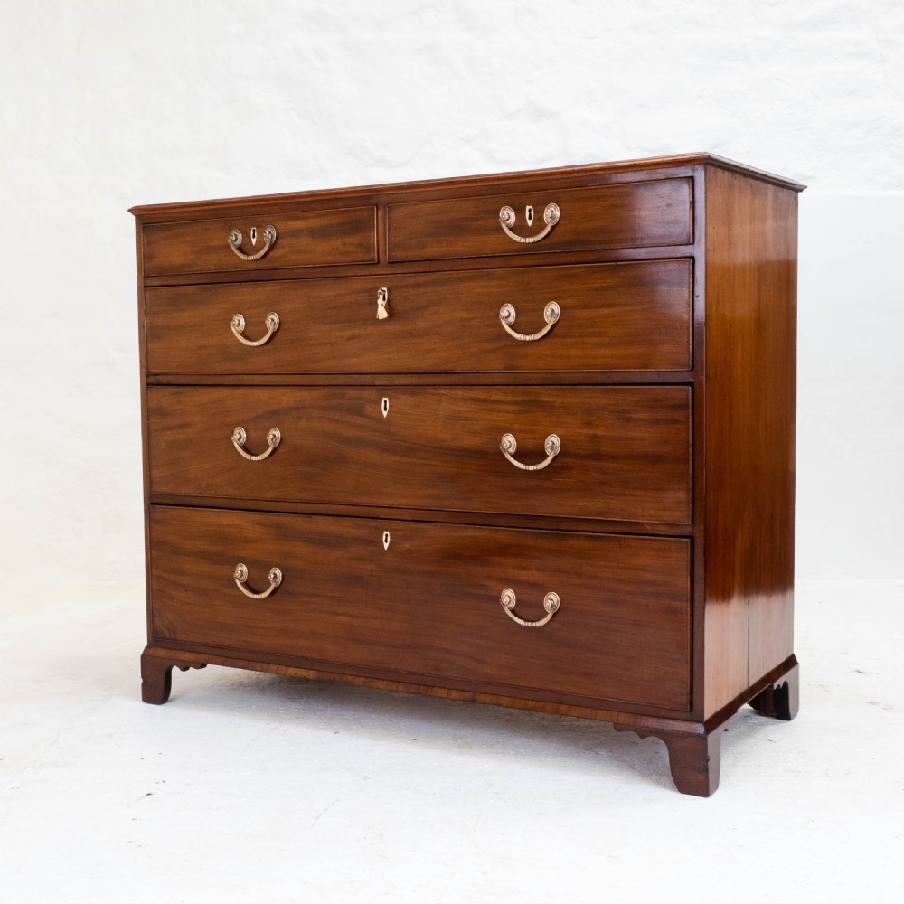 Georgian Large Mahogany & Oak Straight Front Chest of Drawers (George III) View V