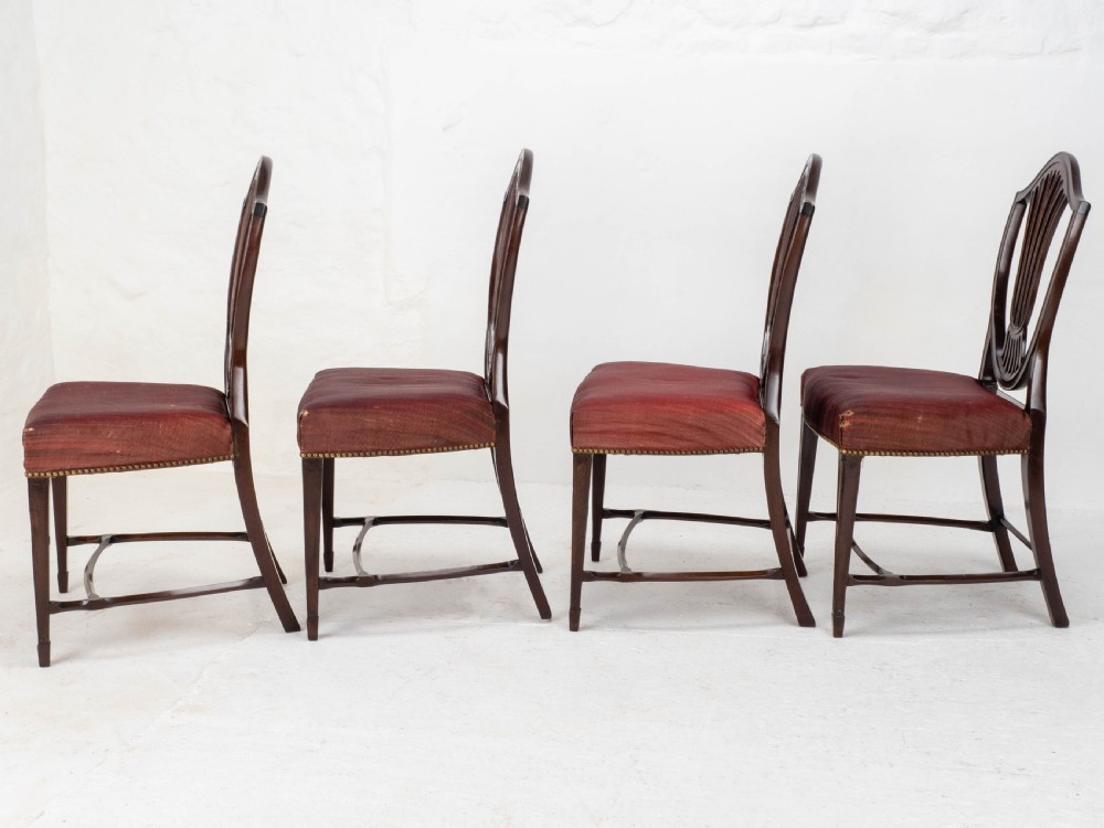 Hepplewhite Style C19th Horsehair Upholstered Set of 4 Mahogany Dining Chairs View IV