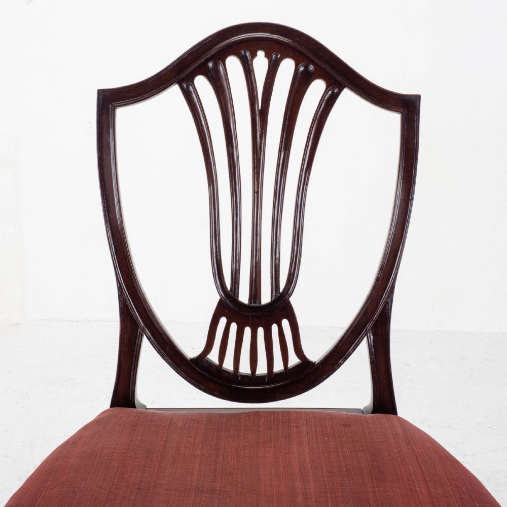 Hepplewhite Style C19th Horsehair Upholstered Set of 4 Mahogany Dining Chairs View IX