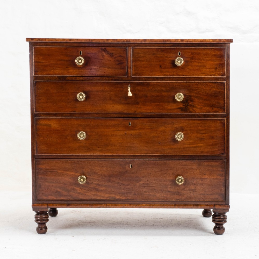 Georgian Straight Front Mahogany Chest of Drawers in the Manner of Gillows C1810 View II