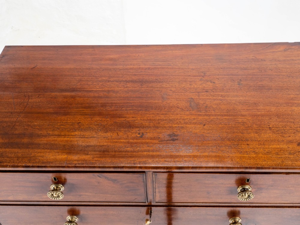 Georgian Straight Front Mahogany Chest of Drawers in the Manner of Gillows C1810 View XVI