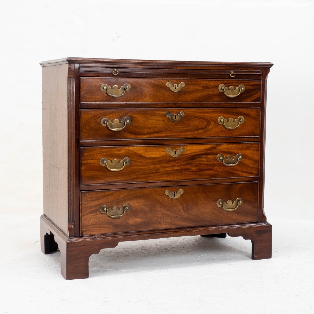 Georgian Mahogany Inlaid Bachelors Chest of Drawers (George II/III) View III