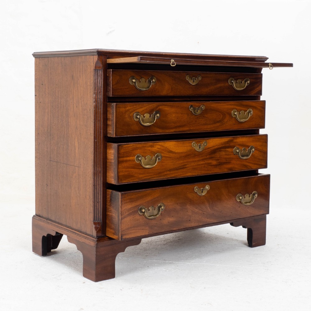 Georgian Mahogany Inlaid Bachelors Chest of Drawers (George II/III) View VI