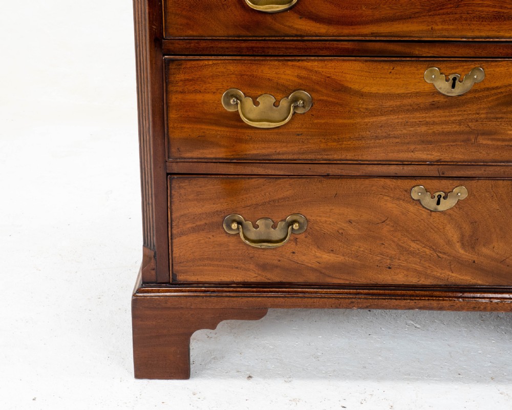 Georgian Mahogany Inlaid Bachelors Chest of Drawers (George II/III) View XVI