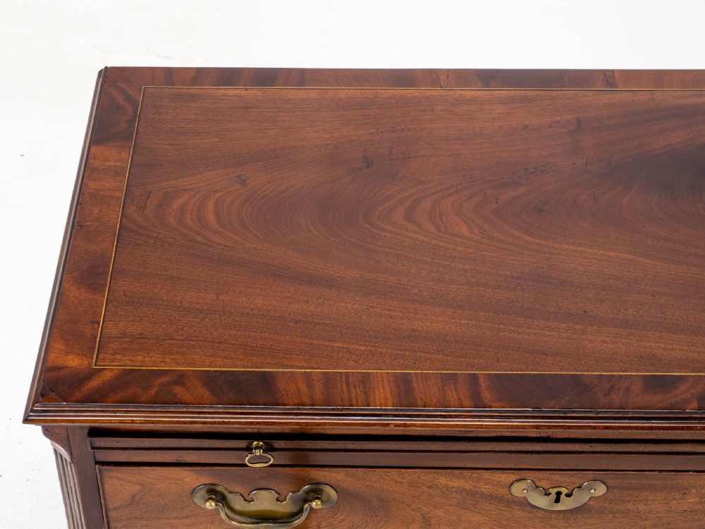 Georgian Mahogany Inlaid Bachelors Chest of Drawers (George II/III) View XXII
