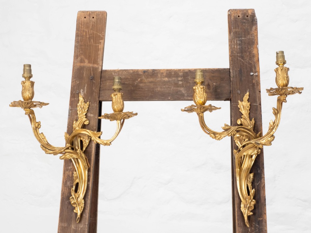 Pair C19th French Rococo Gilt Metal Wall Sconces (Wall lights)
