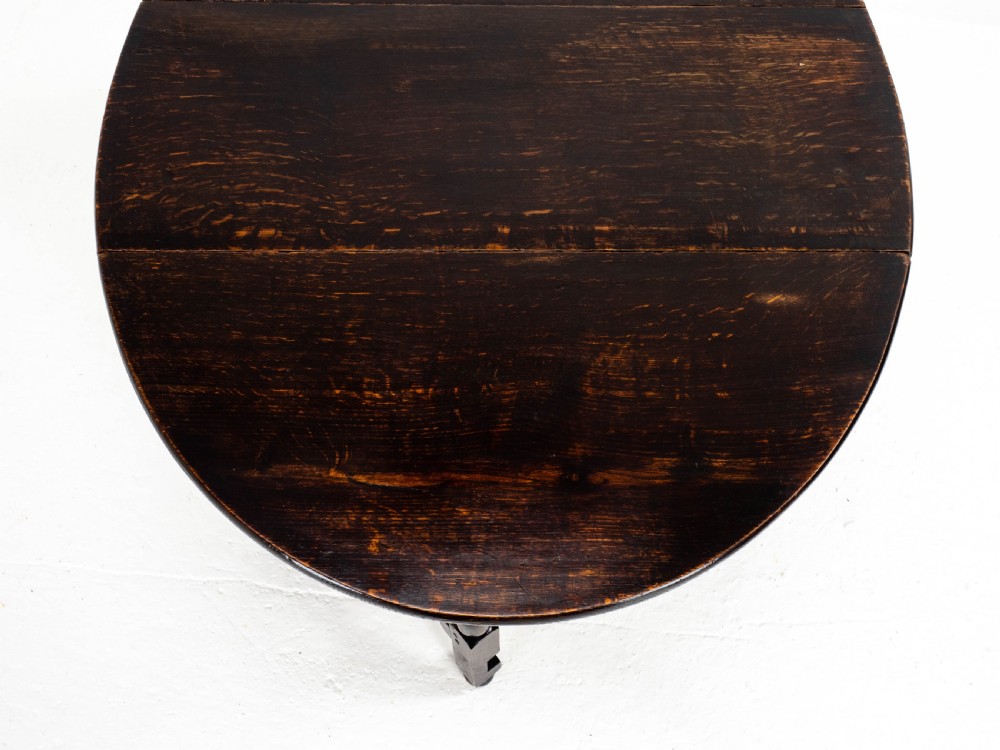 C17th Later Small Dark Oak Country Gateleg Dining Table (Side Occasional) View X