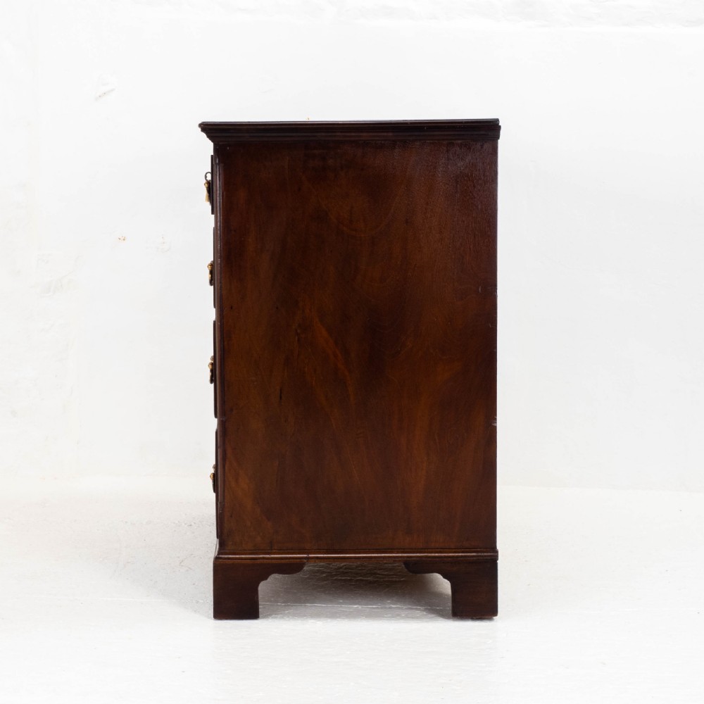 George III Mahogany Straight Front Chest of Drawers (Georgian) View XI