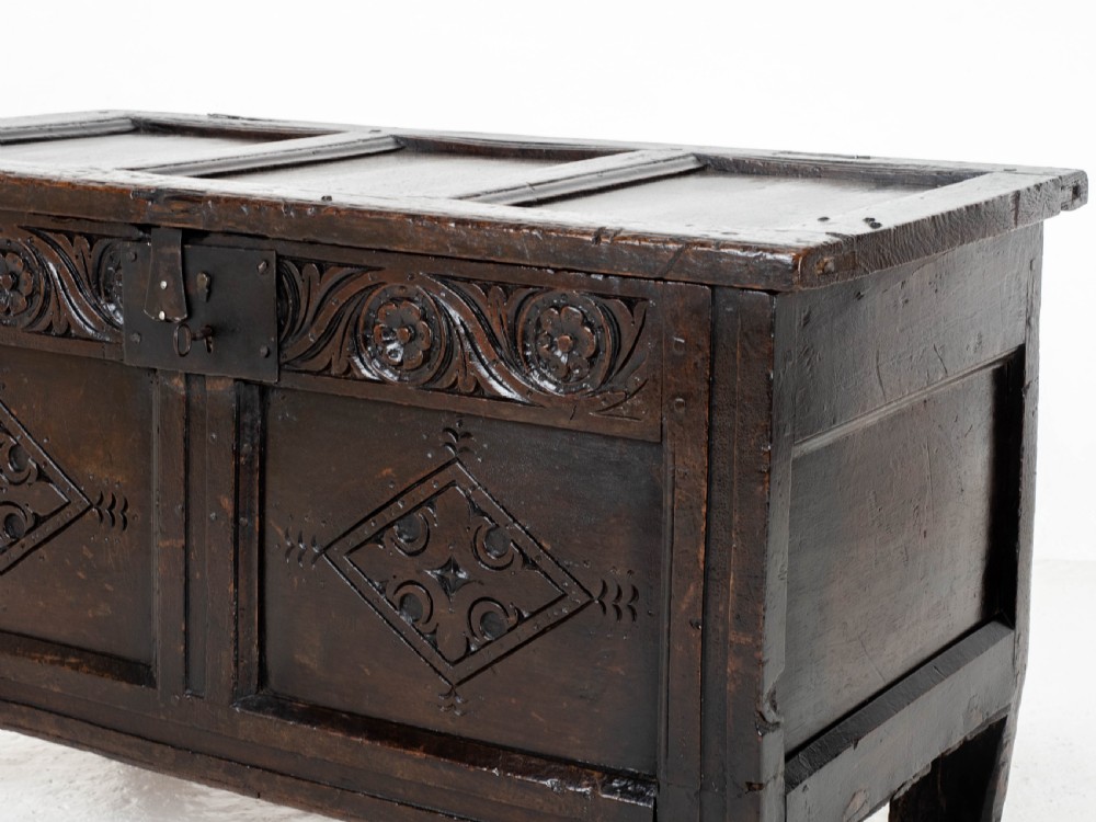 Late C17th Carolean Small Dark Oak Panelled Coffer (Charles II, Jacobean) View X