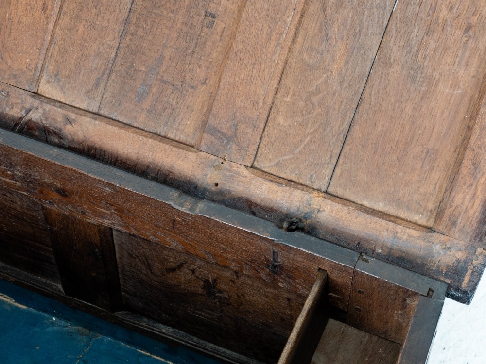 Late C17th Carolean Small Dark Oak Panelled Coffer (Charles II, Jacobean) View XVII