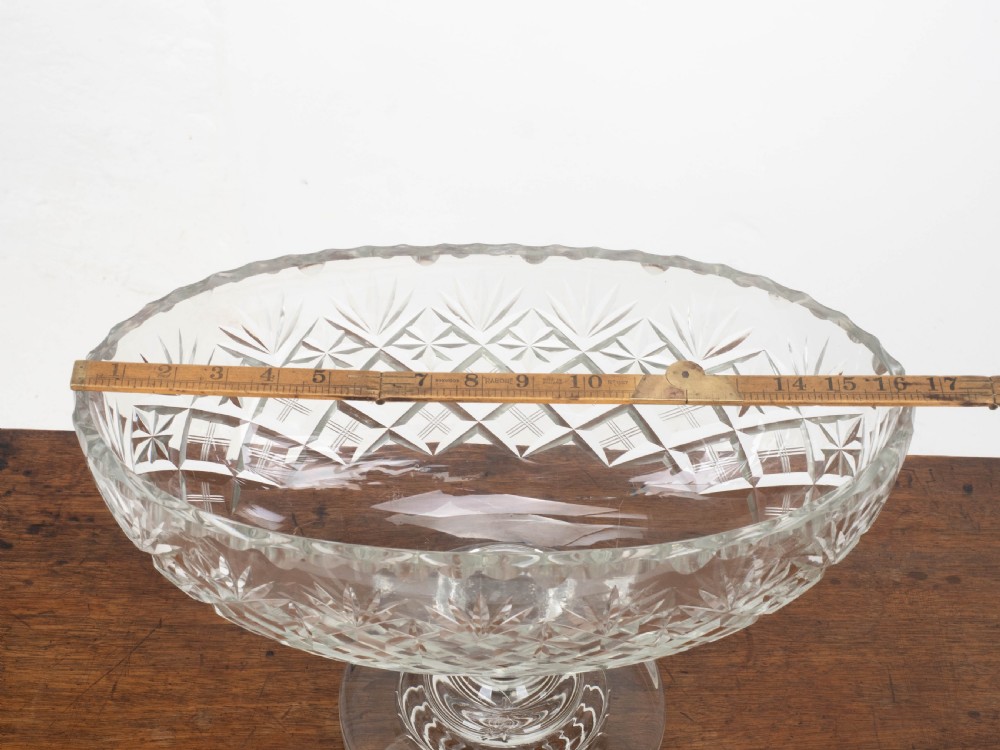 Victorian Large Crystal Cut Glass Oval Pedestal Bowl / Centrepiece C19th View XV