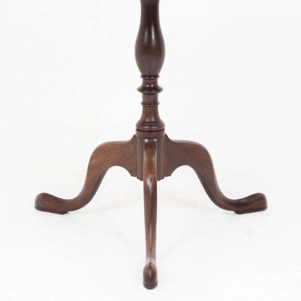 Georgian Style C19th Mahogany Dish Top Tripod Wine or Side Table View X