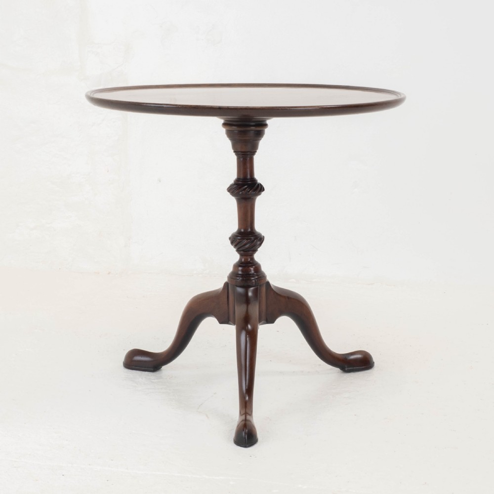 Georgian Style C19th Mahogany Dish Top Tripod Wine or Side Table View III