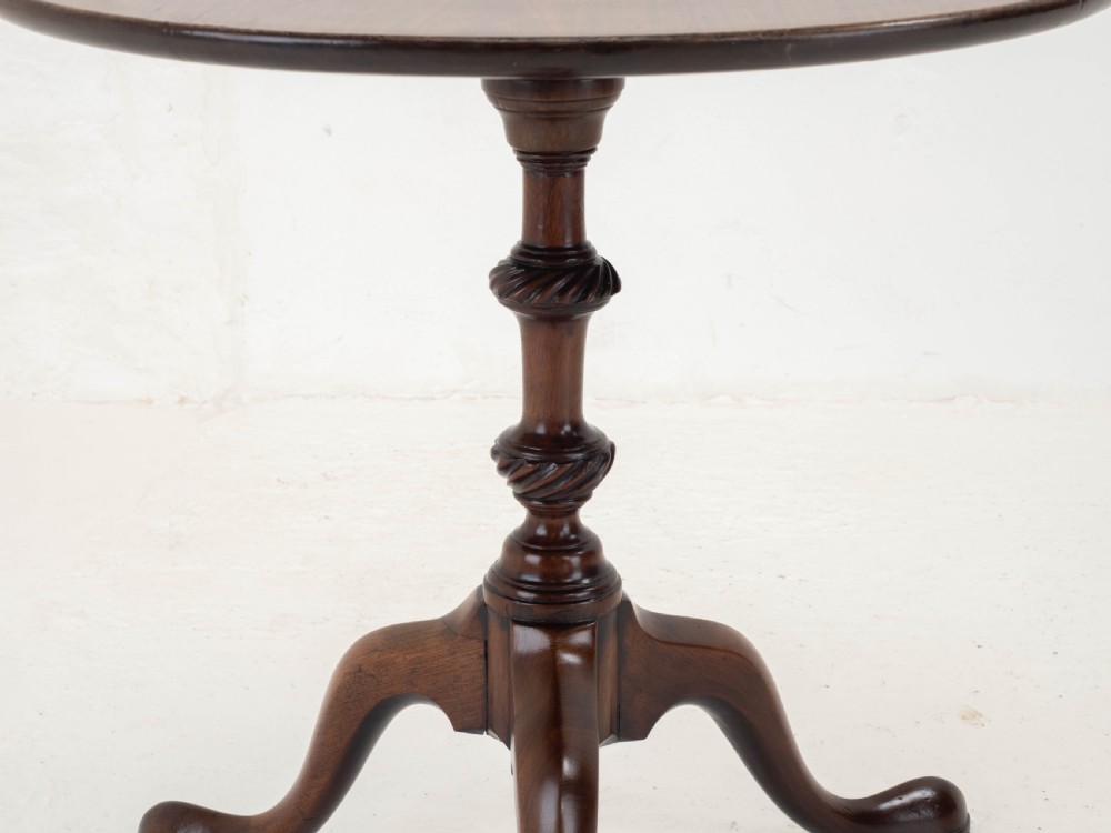 Georgian Style C19th Mahogany Dish Top Tripod Wine or Side Table View XIV