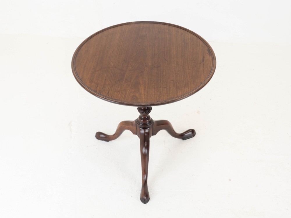 Georgian Style C19th Mahogany Dish Top Tripod Wine or Side Table View XV