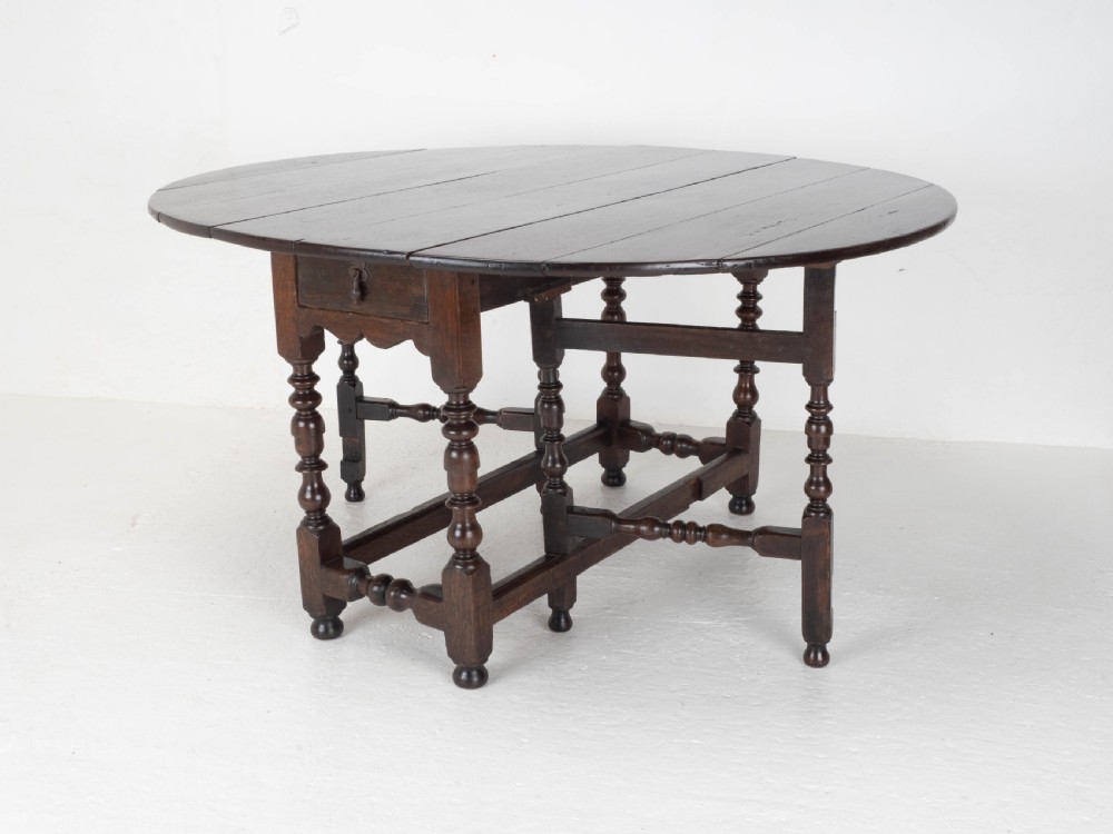 Early C18th Oak Oval Gateleg Country Dining Table (C17th, Jacobean, Carolean) View III