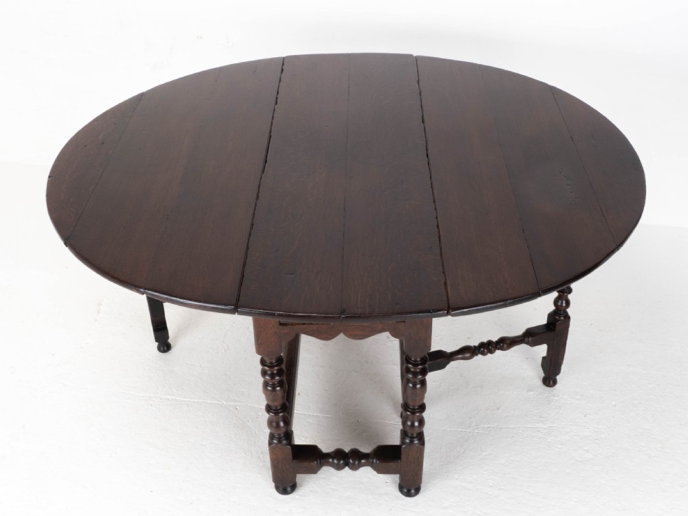 Early C18th Oak Oval Gateleg Country Dining Table (C17th, Jacobean, Carolean) View V