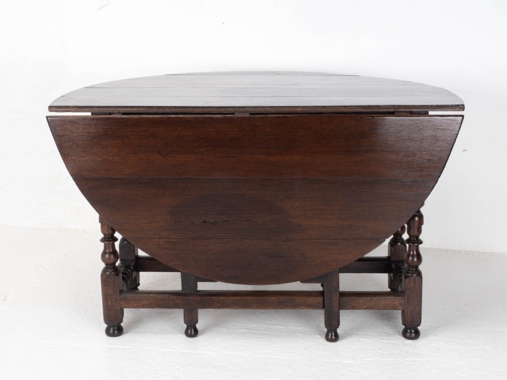 Early C18th Oak Oval Gateleg Country Dining Table (C17th, Jacobean, Carolean) View X