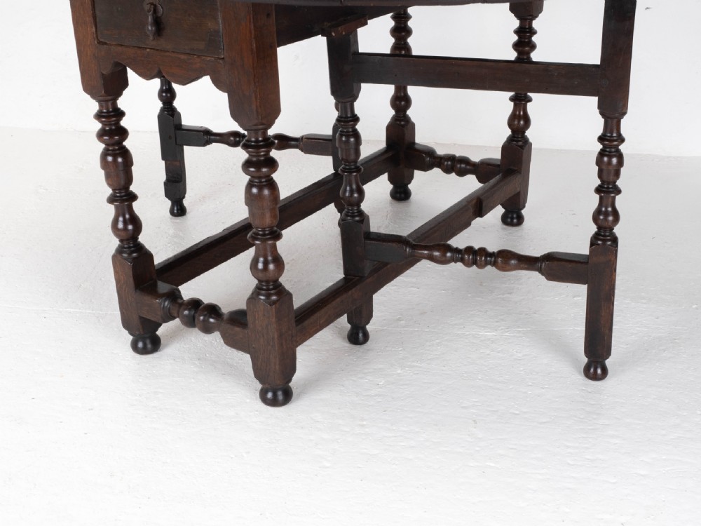 Early C18th Oak Oval Gateleg Country Dining Table (C17th, Jacobean, Carolean) View XIII
