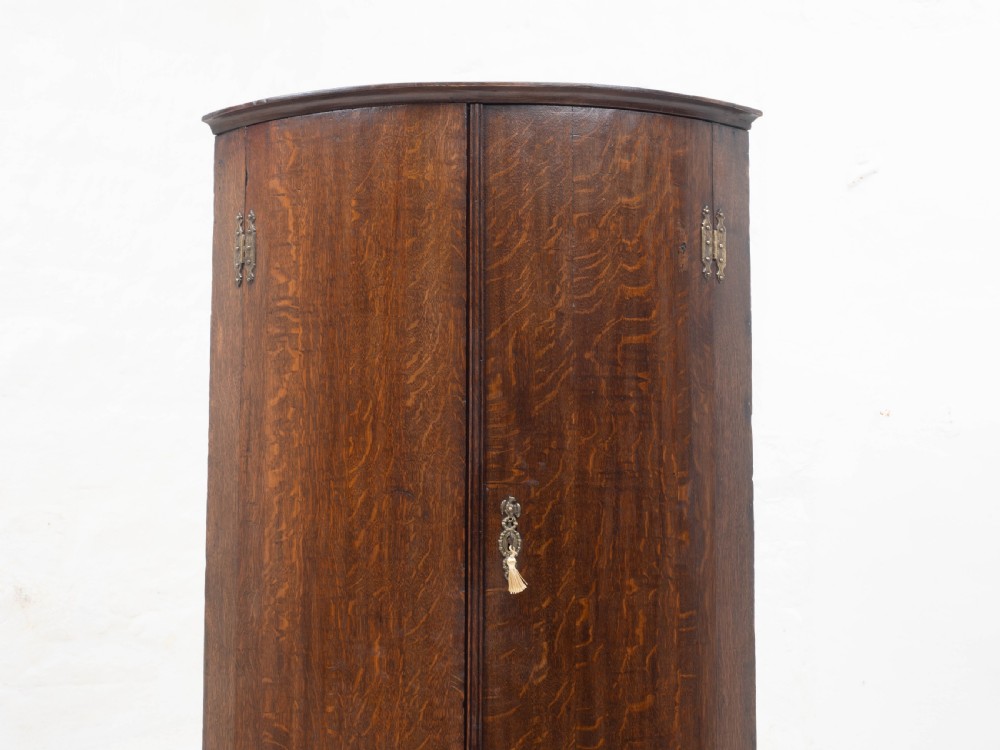 George III Oak Bow Front Wall Hanging Corner Cabinet (Georgian) View III