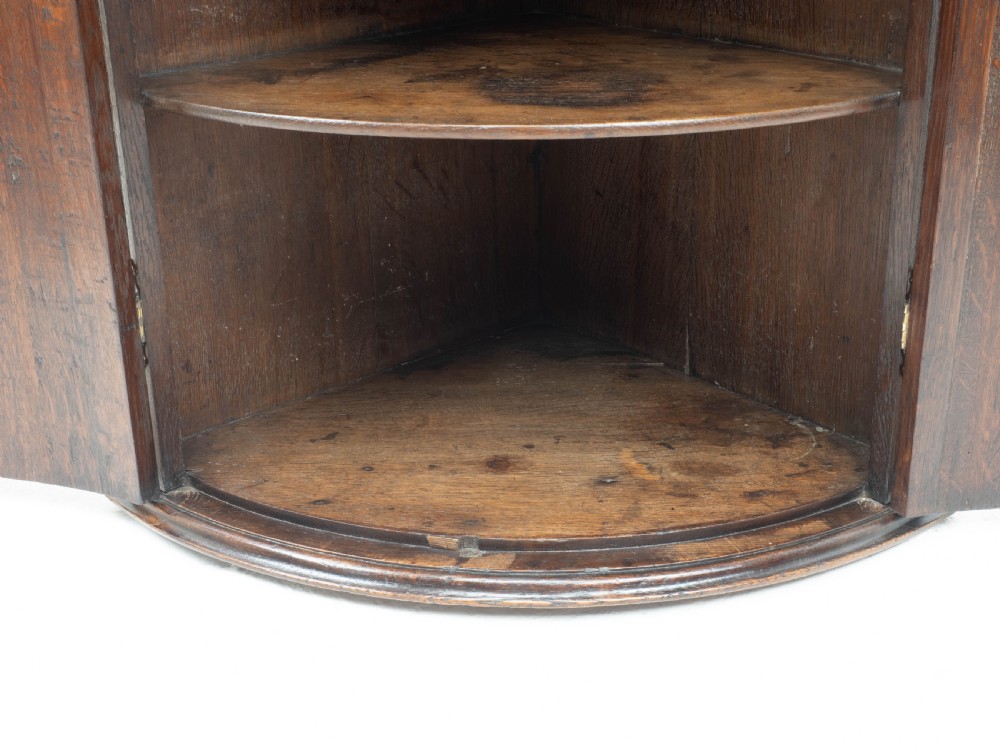 George III Oak Bow Front Wall Hanging Corner Cabinet (Georgian) View IV