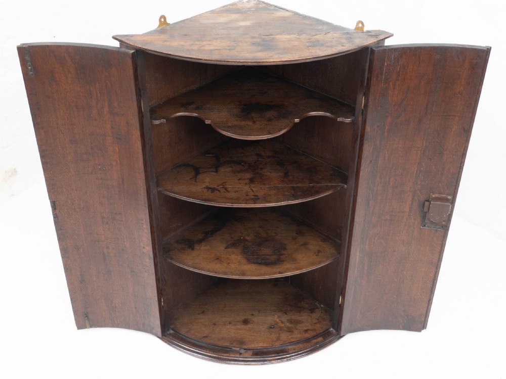 George III Oak Bow Front Wall Hanging Corner Cabinet (Georgian) View XXI