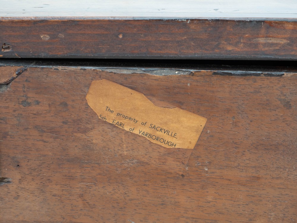 Queen Anne Walnut & Featherbanded Chest of Drawers / Commode Late C17th View VI