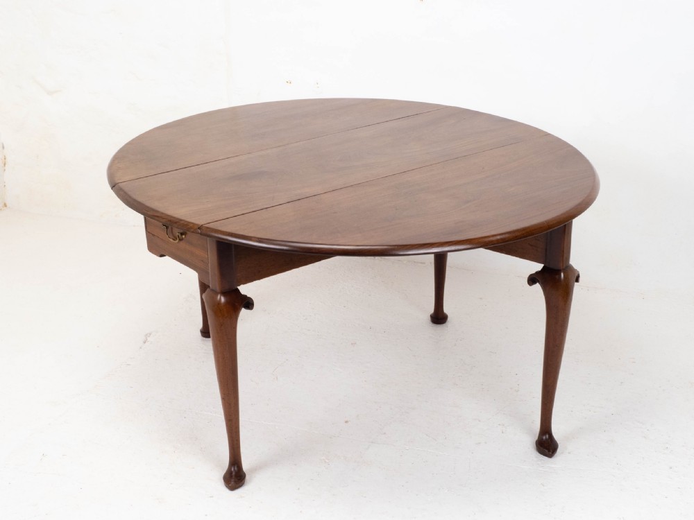 Irish George II Mahogany Drop Leaf Oval Dining Table Mid C18th (Georgian) View V