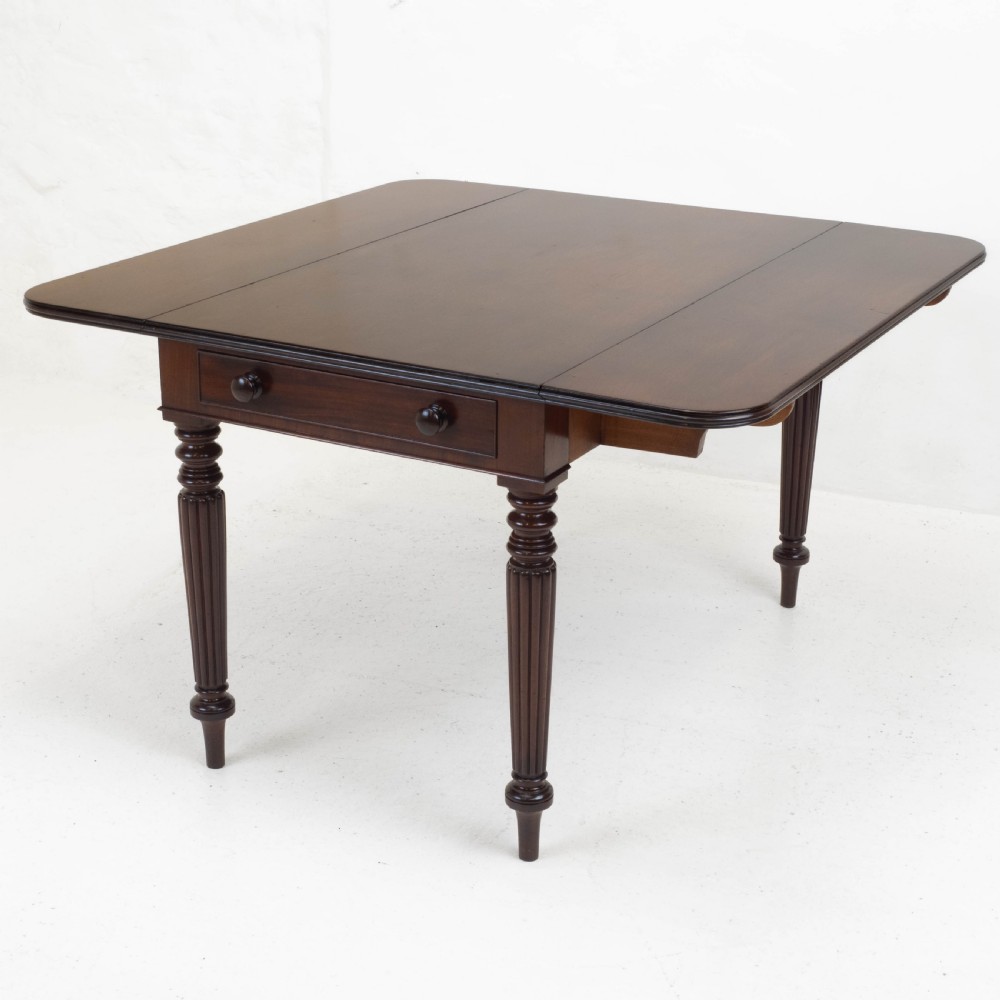 Regency Mahogany Plum Pudding Pembroke Drop Leaf Breakfast Dining Table