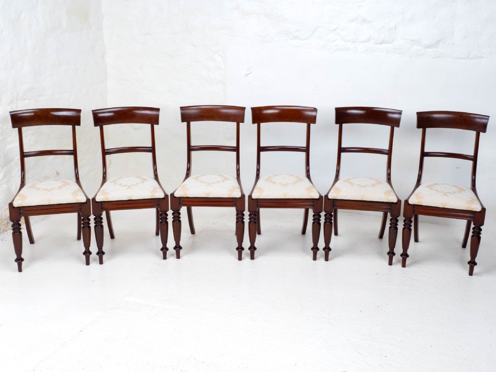 Victorian Set of 8 Mahogany Bar Back Dining Chairs Carvers C1850 View IV