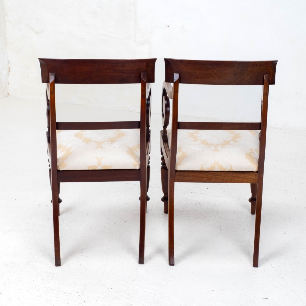 Victorian Set of 8 Mahogany Bar Back Dining Chairs Carvers C1850 View XI