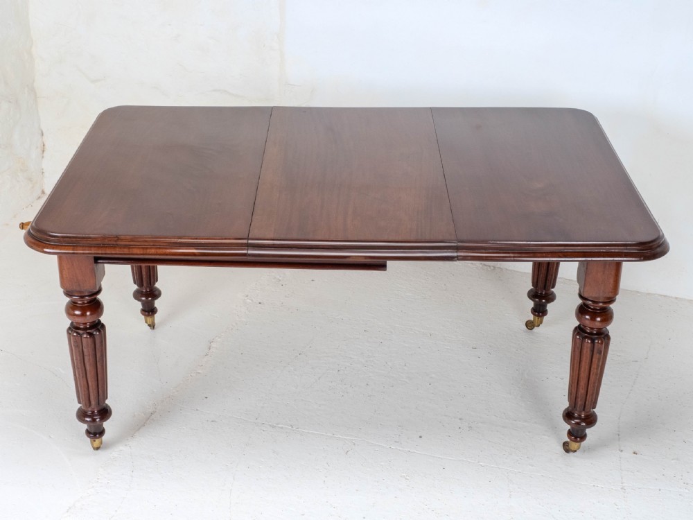 Victorian Small Mahogany Wind-out Extending Dining Table C1870 (Joseph Fitter) View IV