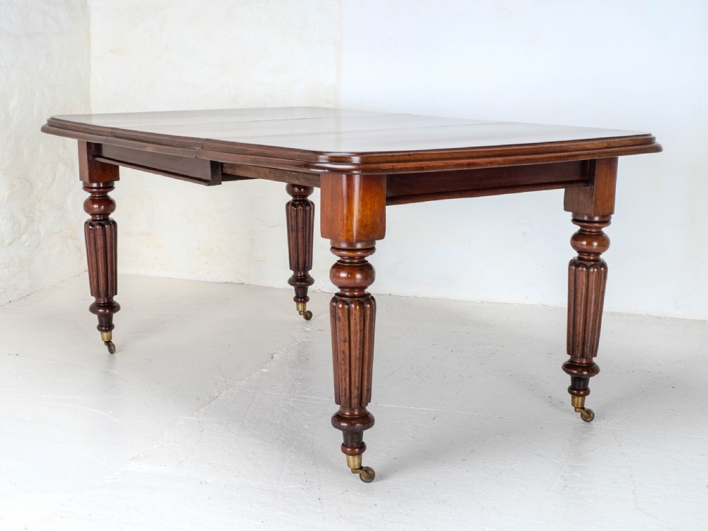 Victorian Small Mahogany Wind-out Extending Dining Table C1870 (Joseph Fitter) View X