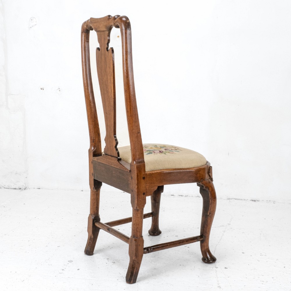 George I / Queen Anne Early C18th Carved Walnut Tapestry Upholstered Side Chair (Georgian) View V